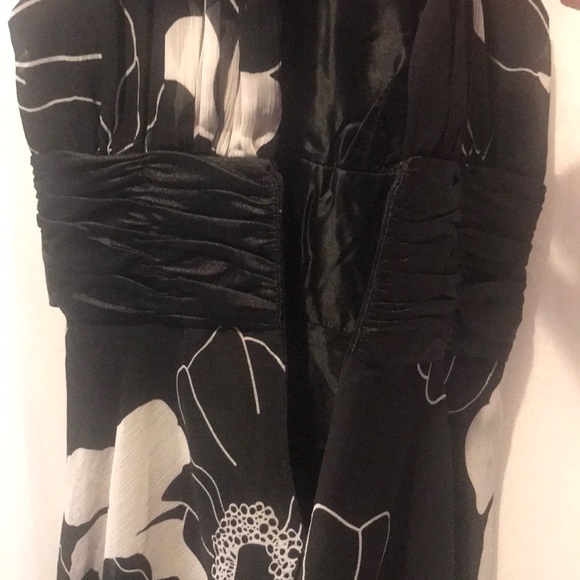 London Times Party Dress - Picture 8 of 9